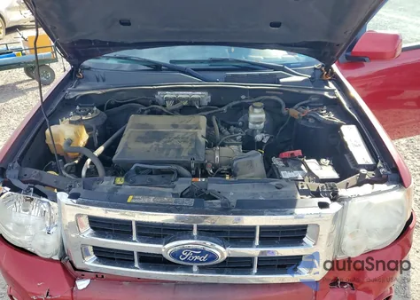 2011 Ford Escape Limited z USA, uszkodzony, nr VIN 1FMCU0EG3BKA52894